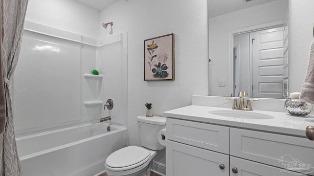 full bath featuring shower / tub combo with curtain, toilet, and vanity
