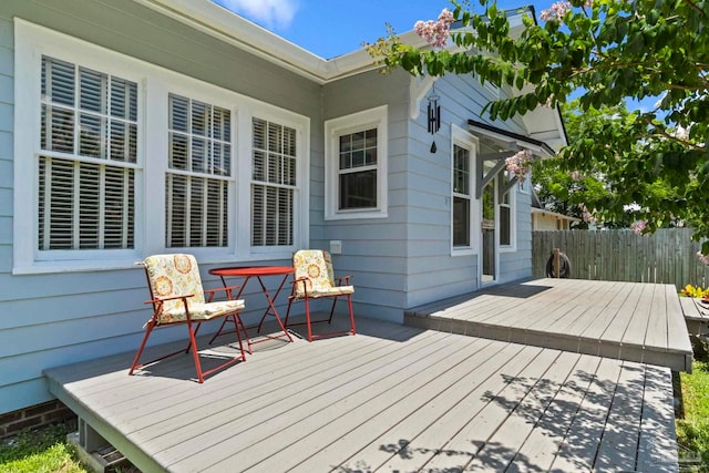 1703 E Avery St, Pensacola, FL 32503 - view of deck