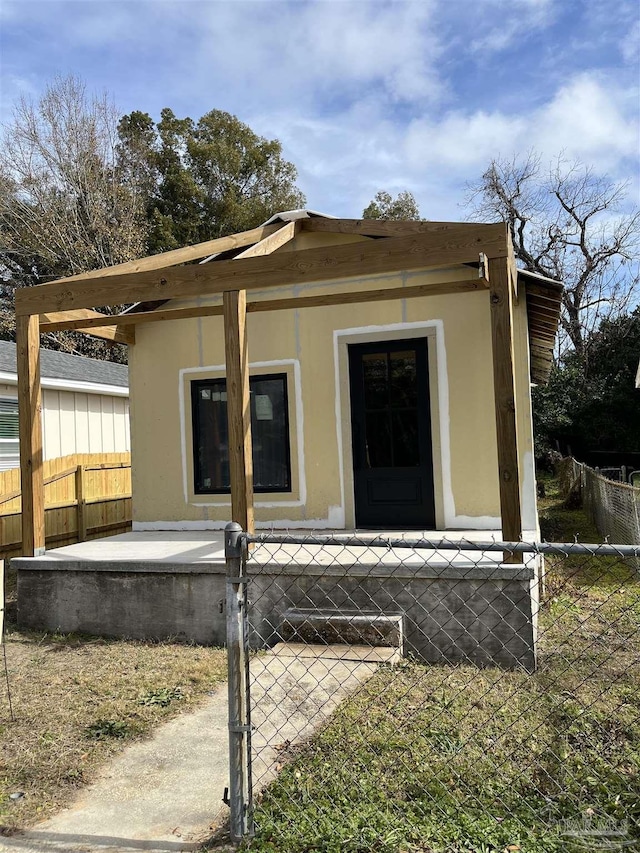 view of property entrance