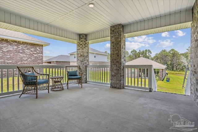 5018 Quarter Deck St, Pensacola, FL 32526 - view of patio
