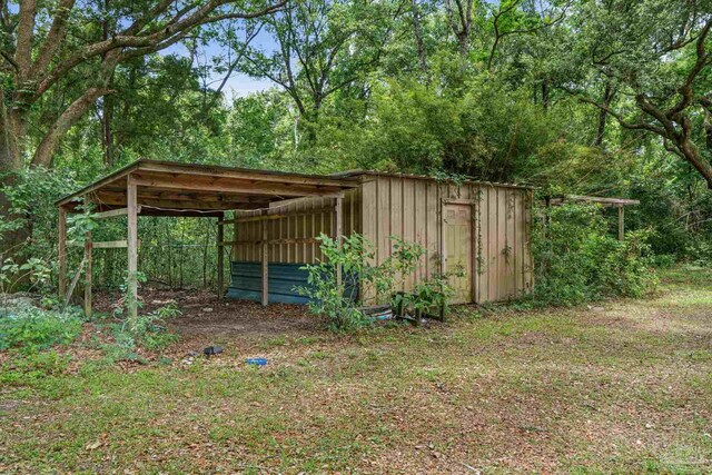 6125 Shawn Ln, Milton, FL 32583