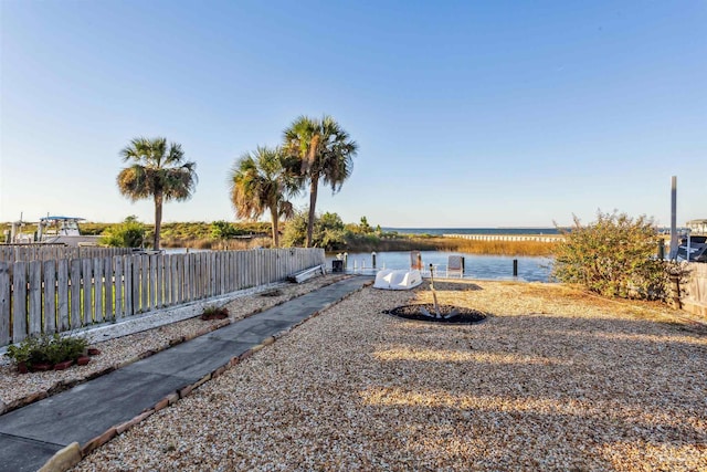 view of yard featuring a water view