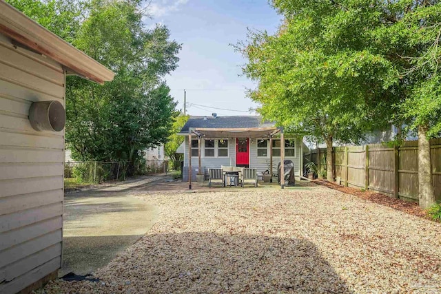 view of yard with a patio area