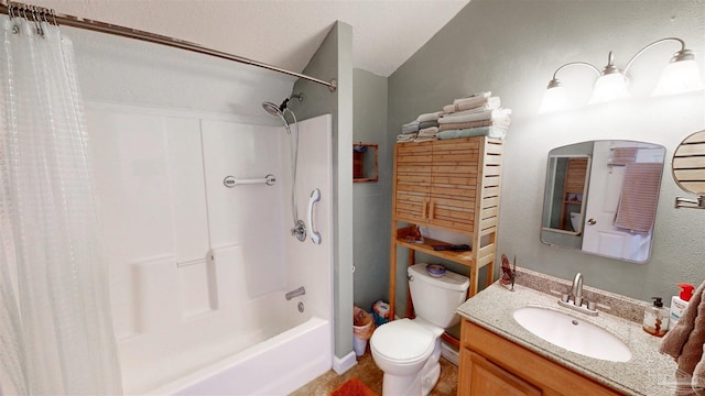 bathroom with a textured wall, toilet, vaulted ceiling, shower / bath combo with shower curtain, and vanity