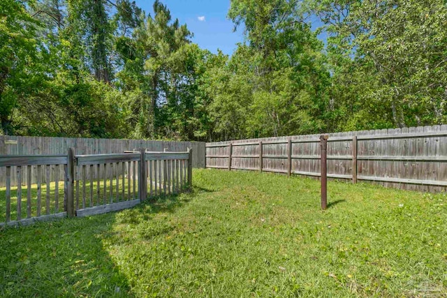 2960 Laurel Dr, Gulf Breeze, FL 32563 - view of yard
