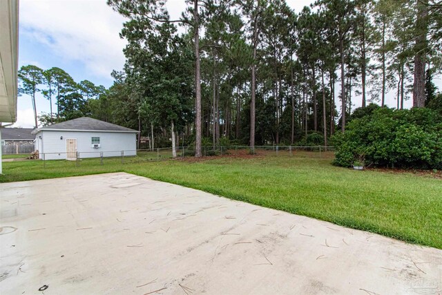 view of yard with a patio