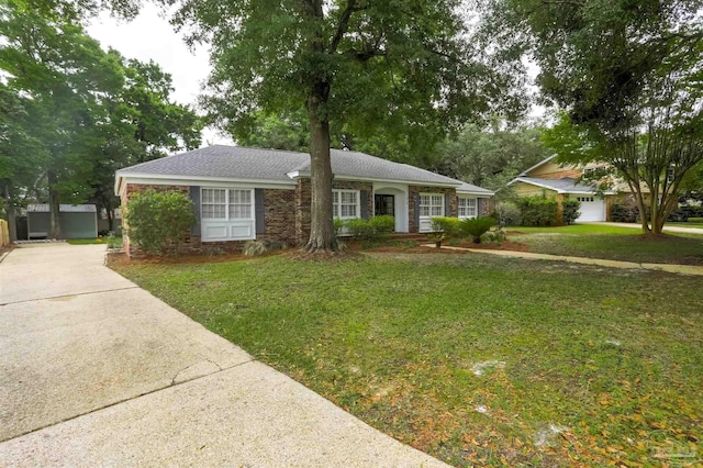 316 Dolphin St, Gulf Breeze, FL 32561 - single story home featuring driveway and a front yard
