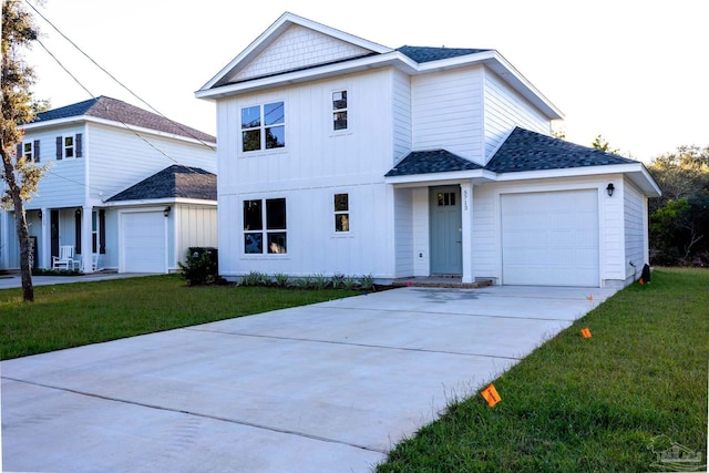 view of front of house with a front yard