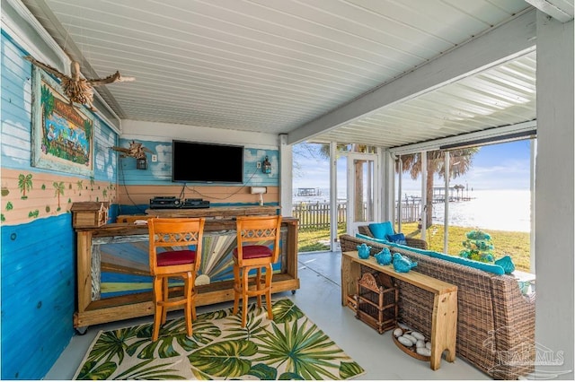 sunroom / solarium with a healthy amount of sunlight