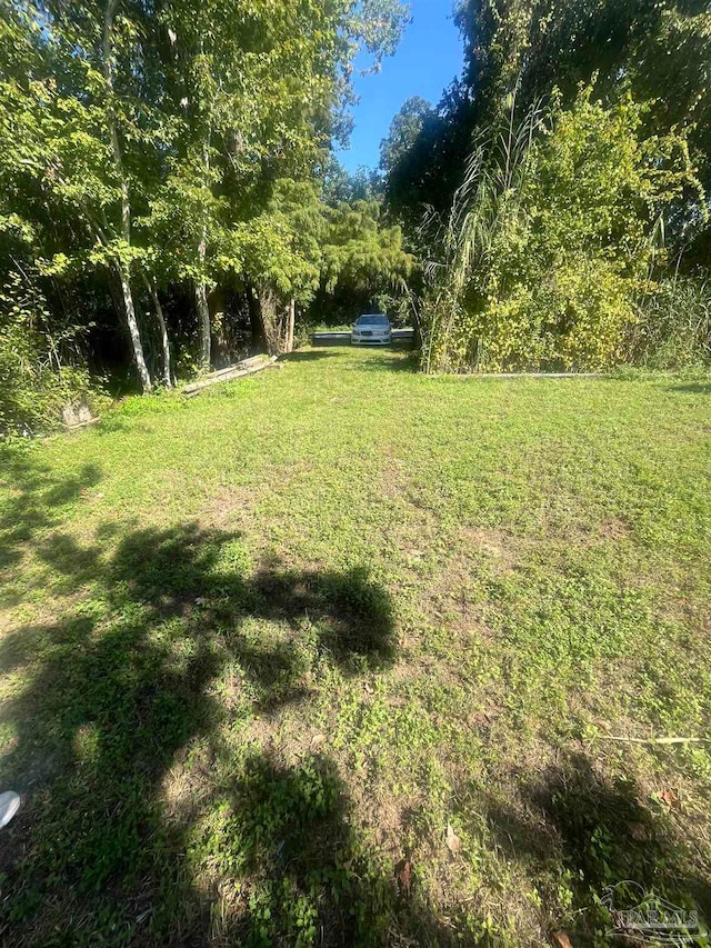 Listing photo 3 for LOT7 Chesapeake Dr, Gulf Breeze FL 32561