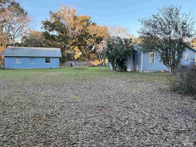 view of yard featuring fence