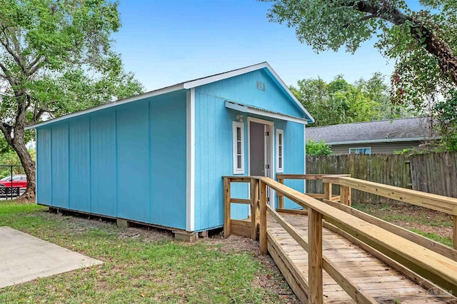 view of outbuilding