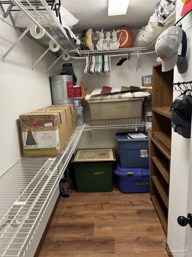 8156 Pompano St, Navarre, FL 32566 - view of storage