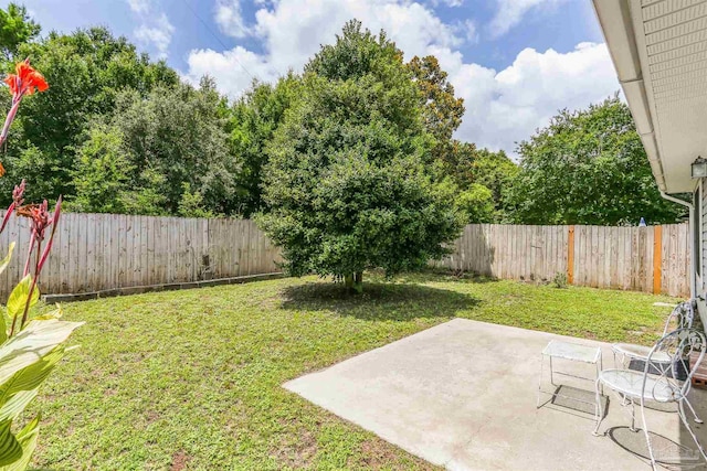 5397 Fawn Ridge Dr, Gulf Breeze, FL 32563 - fenced backyard featuring a patio