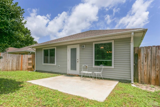 5397 Fawn Ridge Dr, Gulf Breeze, FL 32563 - rear view of property featuring a patio area