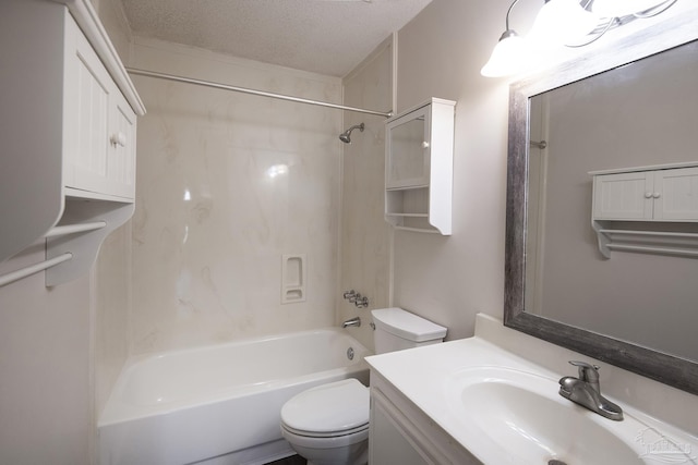 bathroom featuring shower / bath combination, a textured ceiling, toilet, and vanity