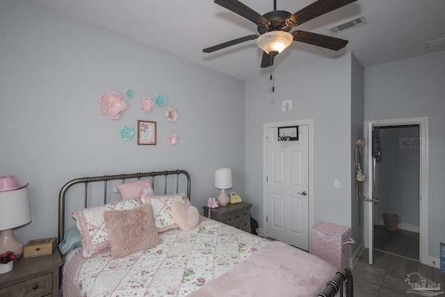 bedroom featuring ceiling fan