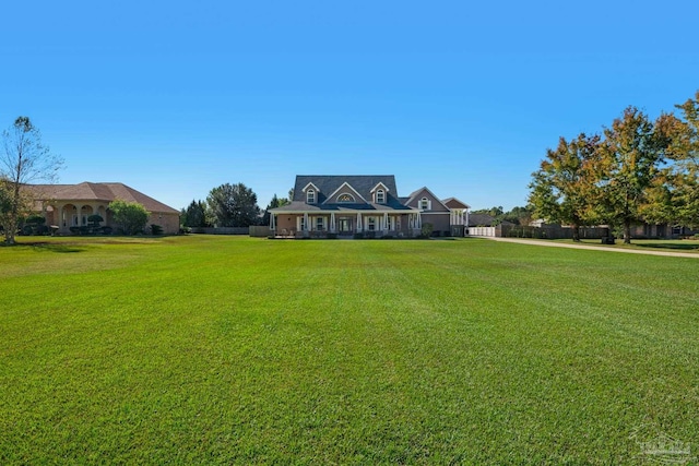 view of front facade with a front lawn