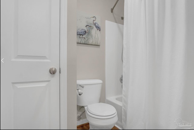 1707 Cedrus Ln, Pensacola, FL 32514 - full bath featuring shower / bath combination with curtain and toilet