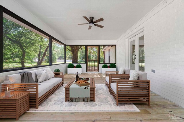 5547 Kauffman Rd, Milton, FL 32583 - sunroom / solarium with an outdoor living space and ceiling fan