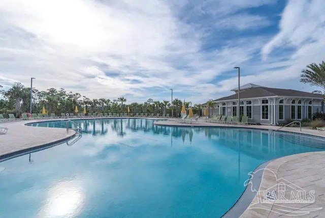 6635 Carlinga Dr, Pensacola, FL 32507 - view of community pool