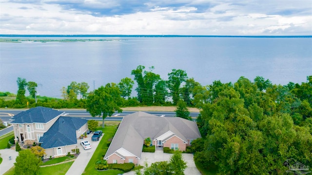 bird's eye view featuring a water view