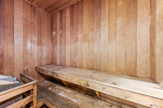 view of sauna / steam room