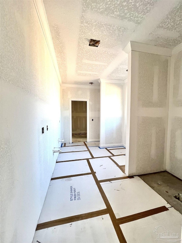 6621 Rocky Shores Rd, Milton, FL 32583 - hall with a textured ceiling
