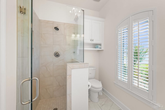 5757 Cobble Creek Dr, Pace, FL 32571 - bathroom featuring toilet, a stall shower, and baseboards