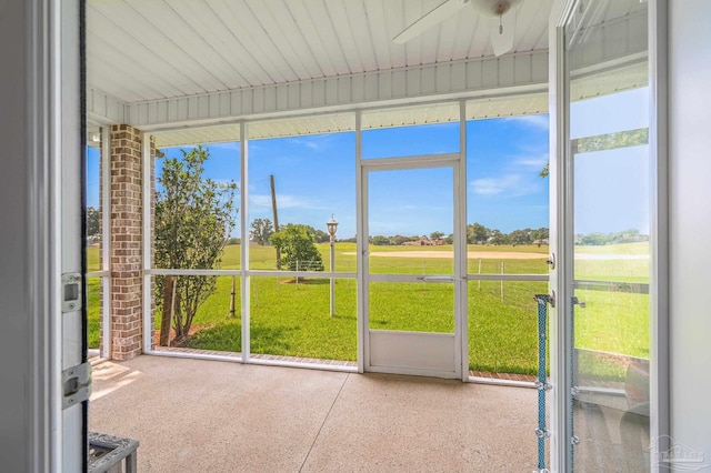 5757 Cobble Creek Dr, Pace, FL 32571 - unfurnished sunroom featuring ceiling fan and golf course view