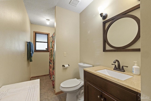 full bath featuring tile patterned flooring, toilet, vanity, baseboards, and visible vents