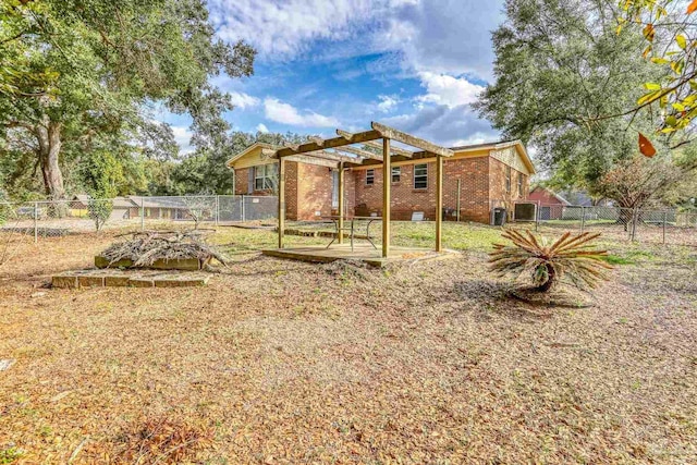 view of yard featuring fence