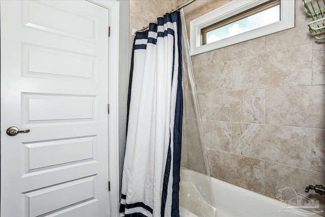 full bath with shower / bath combo