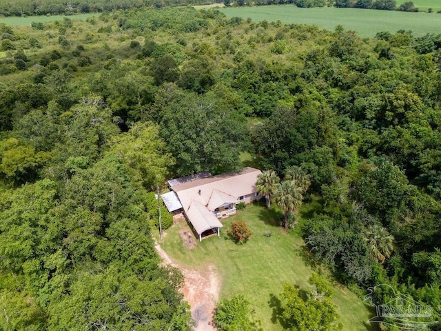 birds eye view of property featuring a rural view