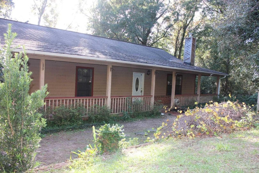 view of front facade with a porch