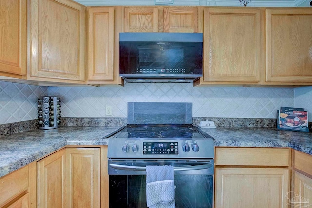 14574 N County Rd 65, Foley, AL 36535 - kitchen with electric stove, light brown cabinets, and tasteful backsplash