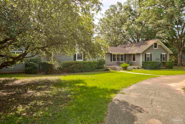 14574 N County Rd 65, Foley, AL 36535 - view of front of house featuring a front yard