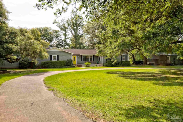 14574 N County Rd 65, Foley, AL 36535 - view of front of house with a front yard and driveway