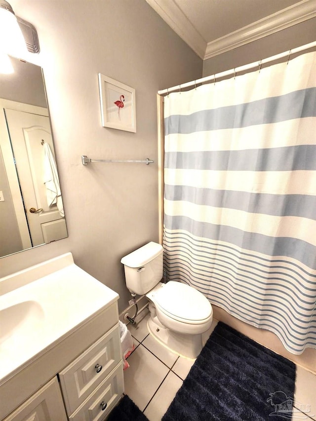 full bathroom featuring toilet, tile patterned floors, vanity, a shower with curtain, and crown molding