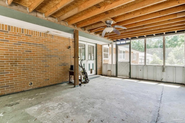 6845 Trail Ride S, Milton, FL 32570 - unfurnished sunroom featuring a ceiling fan