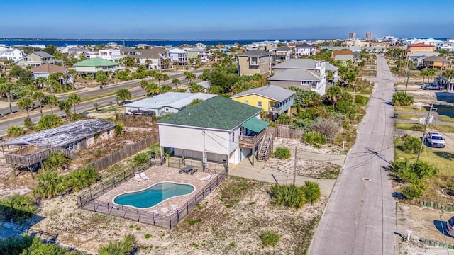 birds eye view of property featuring a residential view