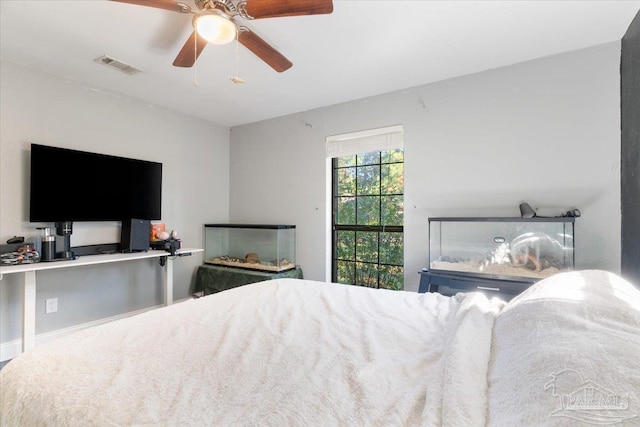 bedroom featuring ceiling fan