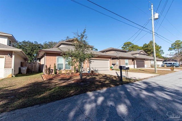 view of front of home featuring a front lawn