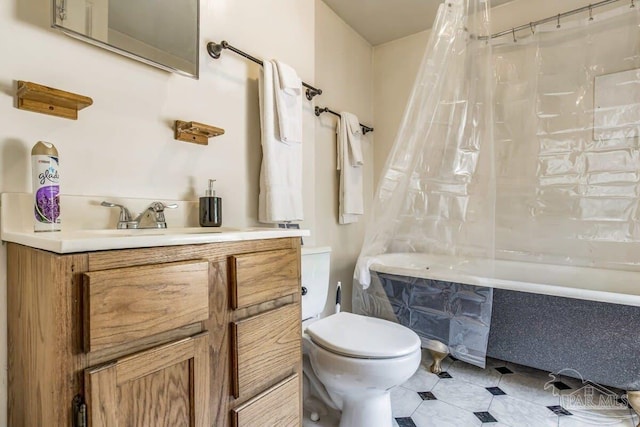 full bathroom featuring vanity, toilet, and shower / tub combo with curtain