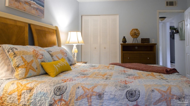 bedroom featuring a closet