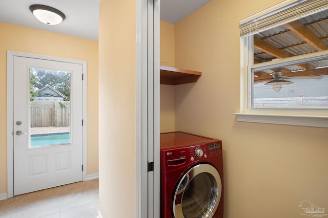 laundry area with washer / clothes dryer