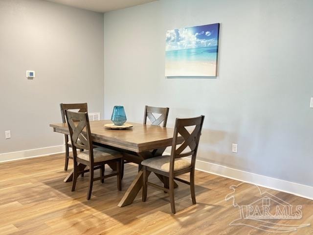 dining area featuring light hardwood / wood-style floors