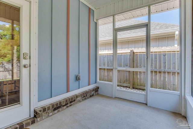 view of unfurnished sunroom