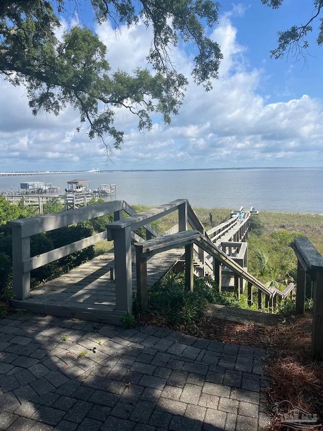 16 Duncan Ave, Gulf Breeze, FL 32561 - gate with a water view
