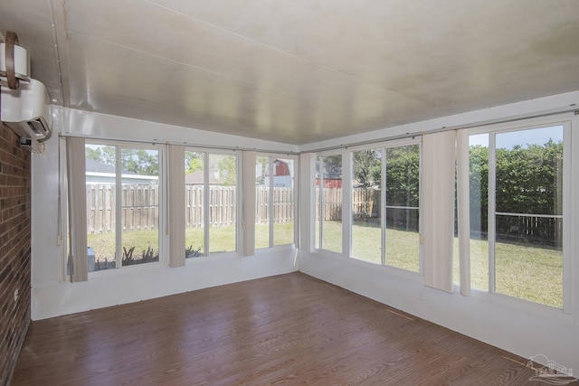 unfurnished sunroom with a healthy amount of sunlight